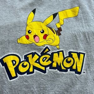 2016 Pokémon Graphic Tee T-Shirt Unisex Large Pikachu